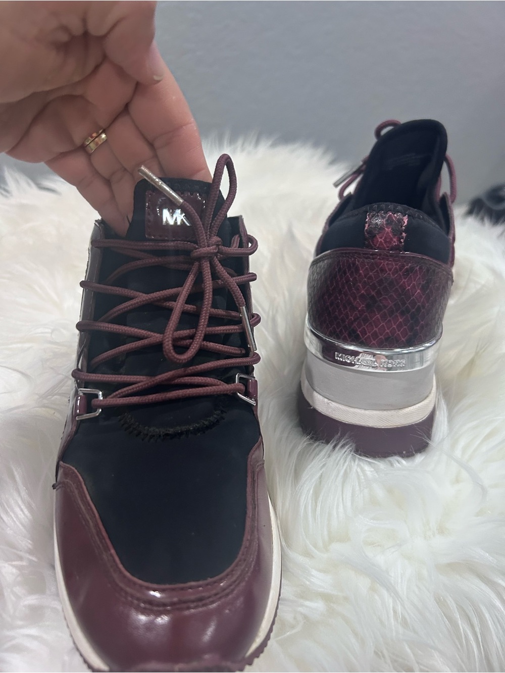 Michael Kors Sneakers in Burgundy and Black size 8.5 women - Picture 8 of 9